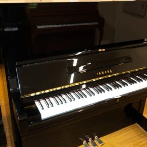 Yamaha U3M